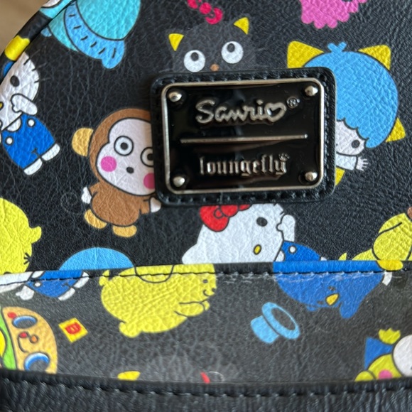 Sanrio Loungefly backpack - Picture 5 of 6
